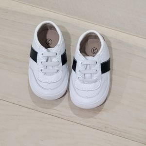 Little Love Bug baby shoes